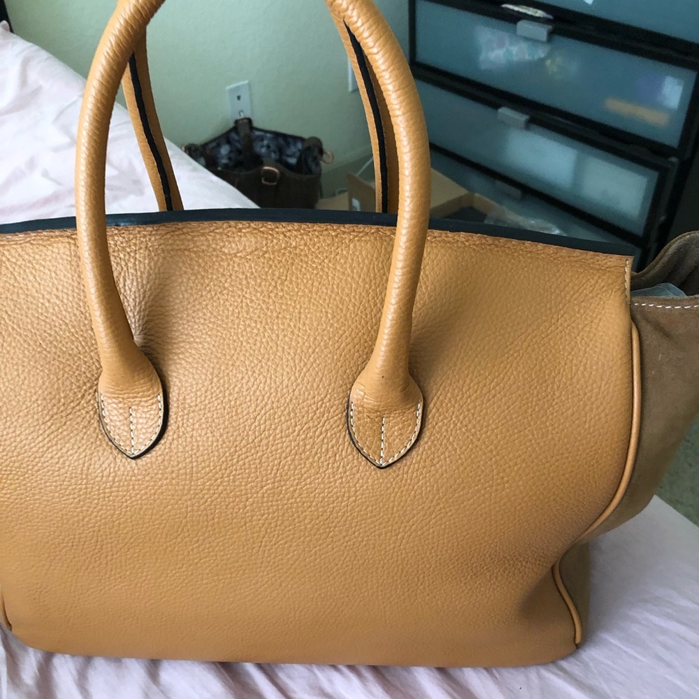 Omia leather Satchel! Brand New $1190 retail - Picture 8 of 8